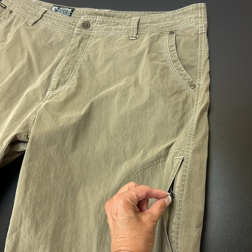Kuhl Ramblr Green Cargo Shorts Sz 40 Outdoor Hiking Zip Pockets Utility … - Picture 5 of 14